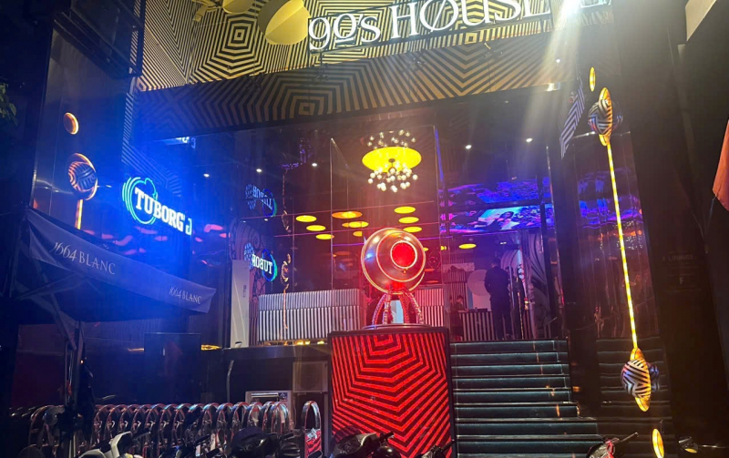 Triệt phá cơ sở  90’s House buôn bán “khí cười”, thu lợi bất chính hàng chục tỷ đồng -0