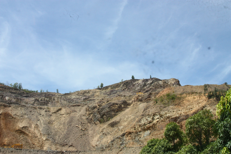 Vụ “nhùng nhằng” tại hai mỏ đá ở Đắk Lắk: Xã đã xác minh, kiến nghị tỉnh kiểm tra giải quyết -0