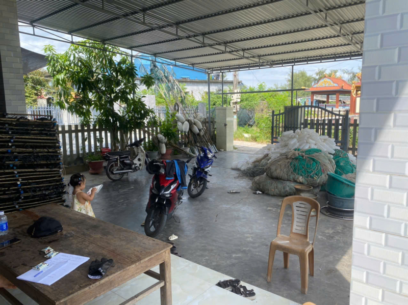 Công an “đi từng ngõ, gõ từng nhà” tuyên truyền người dân chủ động chống bão số 5 -1