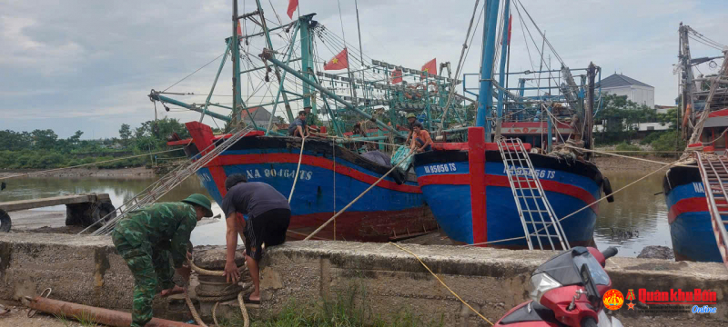 Thủ tướng lập Ban Chỉ đạo tiền phương, chủ trì cuộc họp ứng phó bão số 5 tại Nghệ An -0