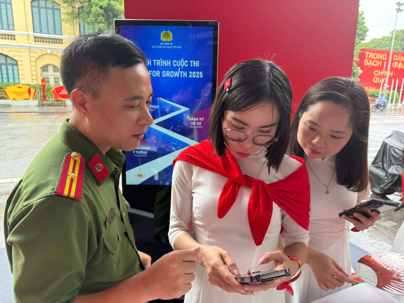 Khi Đề án 06 và VNeID đi vào đời sống trong kỷ nguyên mới -0