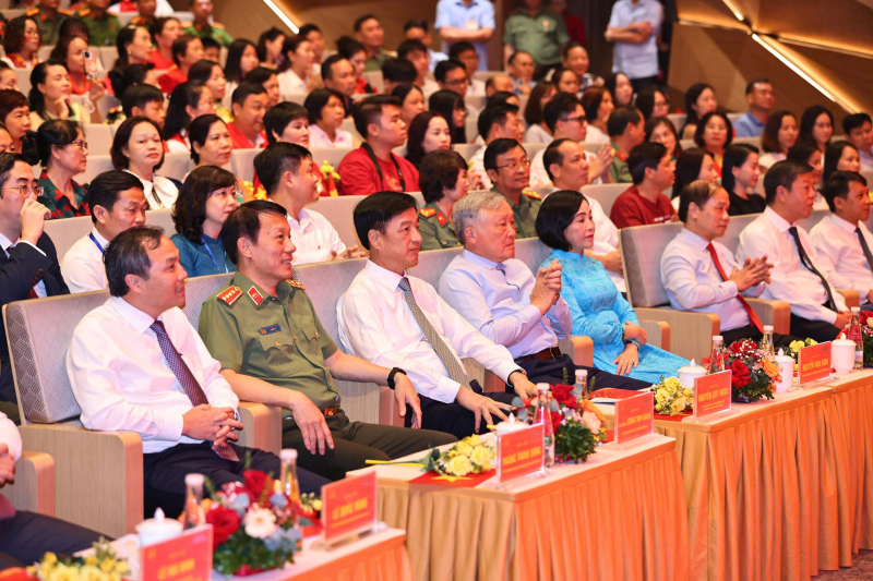 Chương trình “Sao Độc lập” năm 2025: Hào hùng, khơi dậy khát vọng tương lai -0