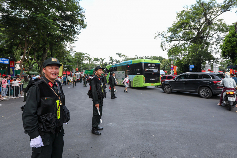 Đảm bảo tuyệt đối an ninh, an toàn tổng hợp luyện diễu binh, diễu hành lần thứ 2, diễn ra vào tối 24/8, tại Quảng trường Ba Đình -0