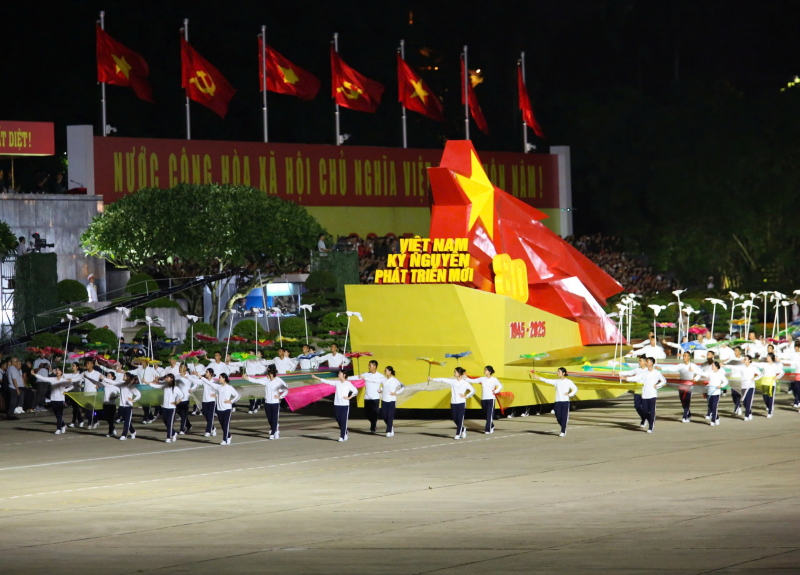 Tổng hợp luyện lần thứ 2 lực lượng diễu binh, diễu hành A80 -0