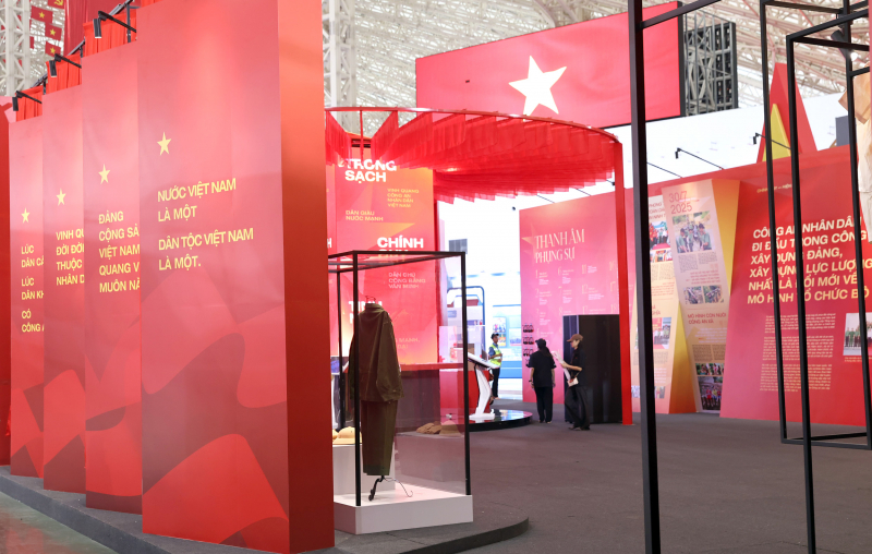 Bản trường ca 80 năm Công an nhân dân -0