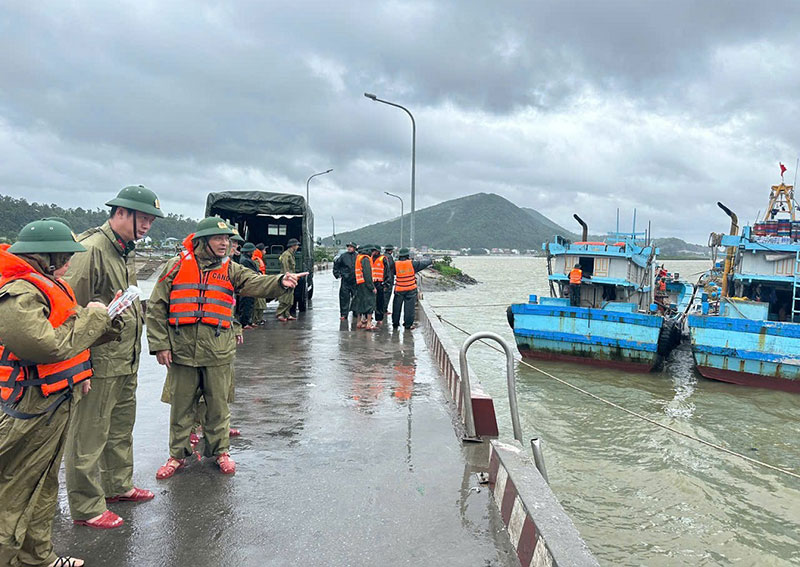 Chủ động ứng phó bão số 5: Đặt an toàn của người dân lên hàng đầu -0