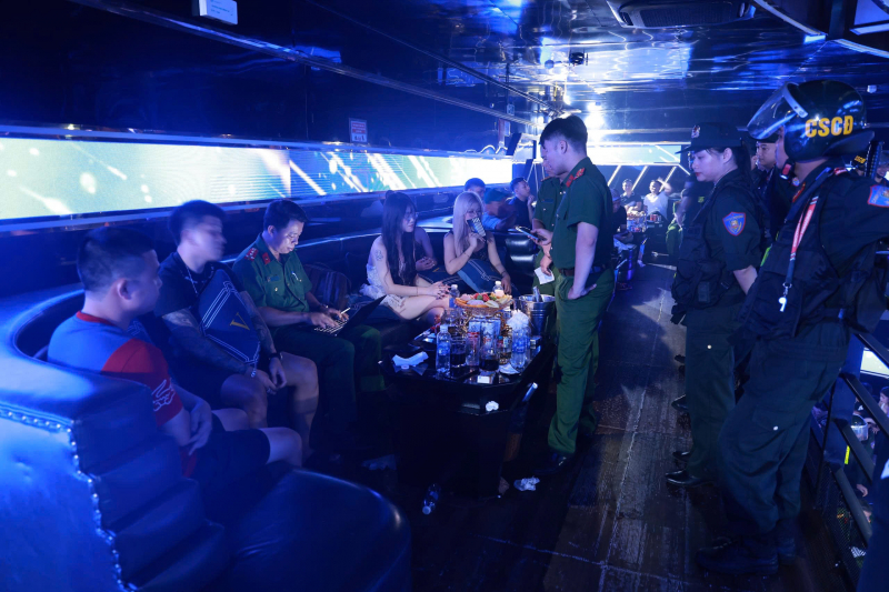 Công an Quảng Trị khởi tố 39 bị can về tội “Tổ chức sử dụng trái phép chất ma túy” -1