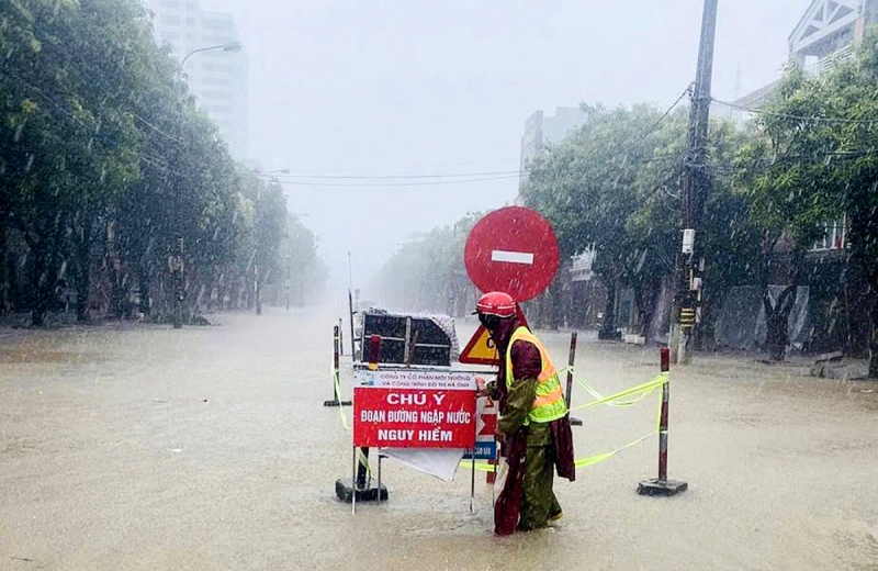 Bão số 5 đổ bộ, Phó Thủ tướng trực tiếp chỉ đạo công tác ứng phó -0