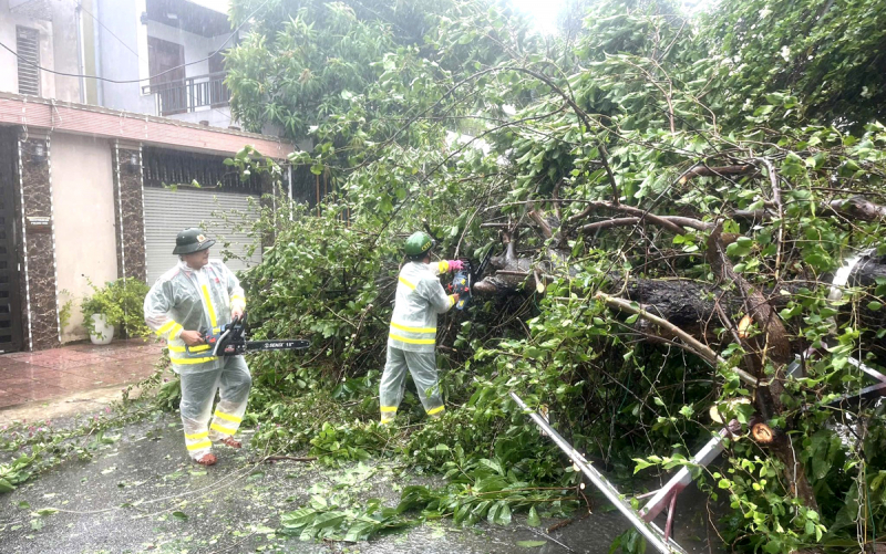 Bão số 5 đổ bộ, Phó Thủ tướng trực tiếp chỉ đạo công tác ứng phó -0