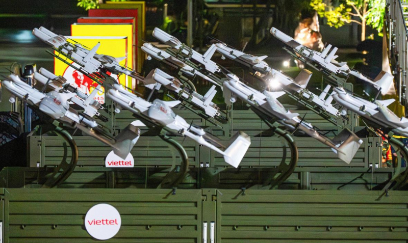 Những loại tên lửa hiện đại của QĐND Việt Nam lăn bánh trên Quảng trường Ba Đình -0