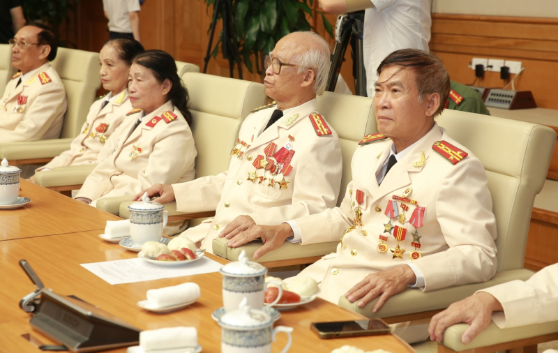 Cán bộ Công an chi viện cho chiến trường miền Nam mãi là tấm gương sáng, nguồn động lực, truyền cảm hứng cho thế hệ hôm nay, mai sau -0