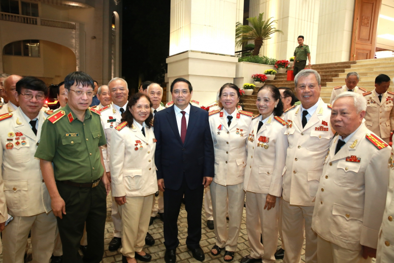 Cán bộ Công an chi viện cho chiến trường miền Nam mãi là tấm gương sáng, nguồn động lực, truyền cảm hứng cho thế hệ hôm nay, mai sau -0