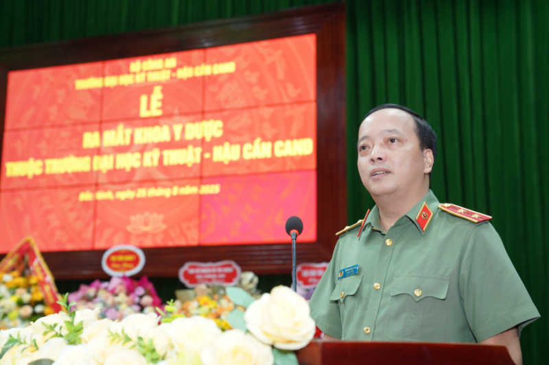 Xây dựng Khoa Y Dược trở thành địa chỉ tin cậy về đào tạo nguồn nhân lực Y tế chất lượng cao -0