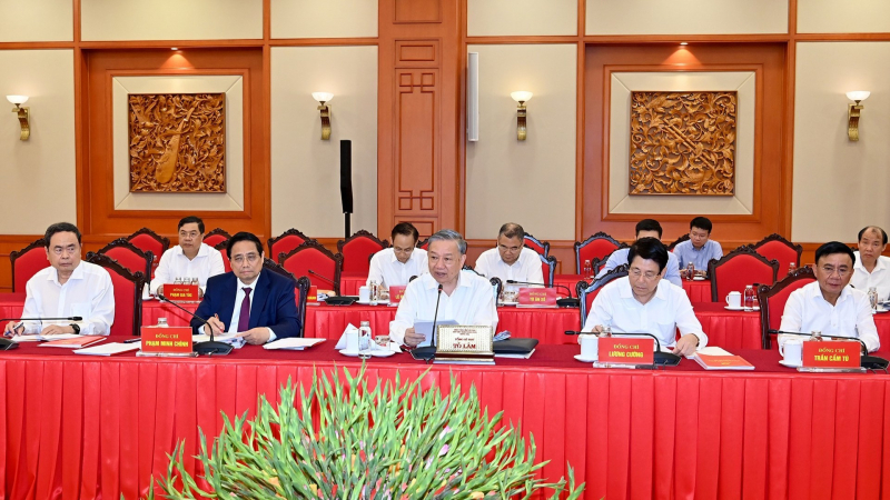 Bộ Chính trị cho ý kiến về công tác chuẩn bị Đại hội đại biểu Đảng bộ Quân đội lần thứ XII -0