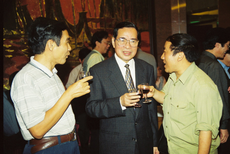 Chút kỷ niệm về Bộ trưởng Lê Minh Hương -1