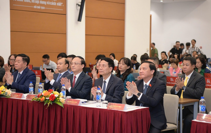 Khai trương Trung tâm Báo chí A80 - nơi tác nghiệp của gần 1.550 phóng viên báo chí -0