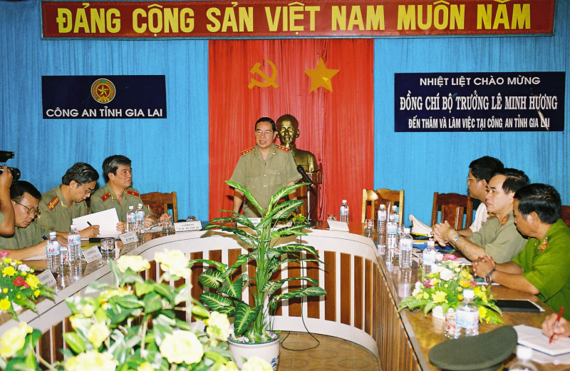 Chút kỷ niệm về Bộ trưởng Lê Minh Hương -0