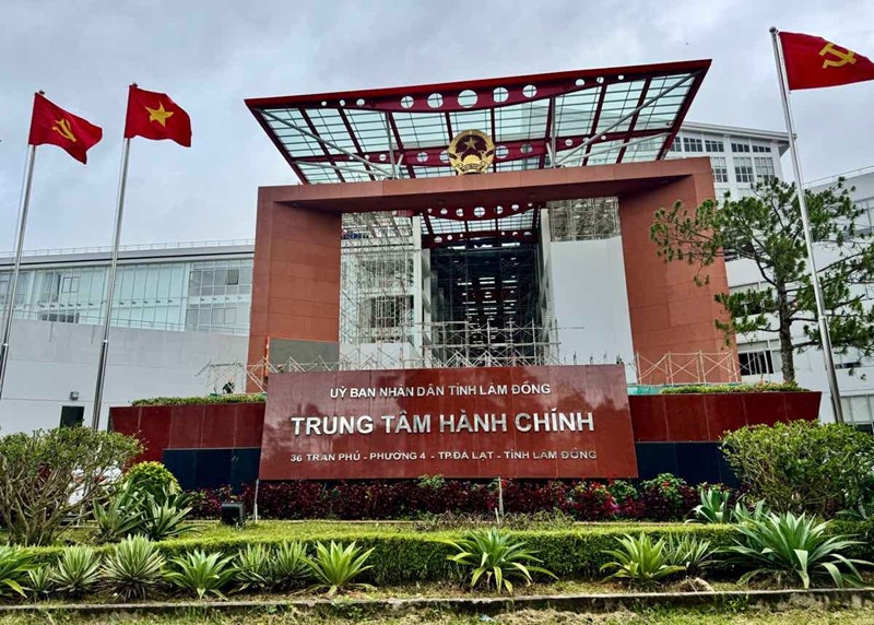 Nhiều lãnh đạo sở ở Lâm Đồng xin nghỉ hưu, thôi việc -0