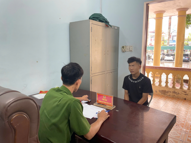 នគរបាលឃុំបណ្ដេញជនរងគ្រោះមិនឱ្យចូលស្រុកខ្មែរដើម្បីរកការងារស្រួលបានប្រាក់ខែខ្ពស់ -0