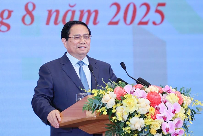 Petrovietnam đóng góp hơn 300 tỷ đồng, hỗ trợ xây mới và sửa chữa nhà ở cho người dân tại 19 tỉnh/thành phố -0