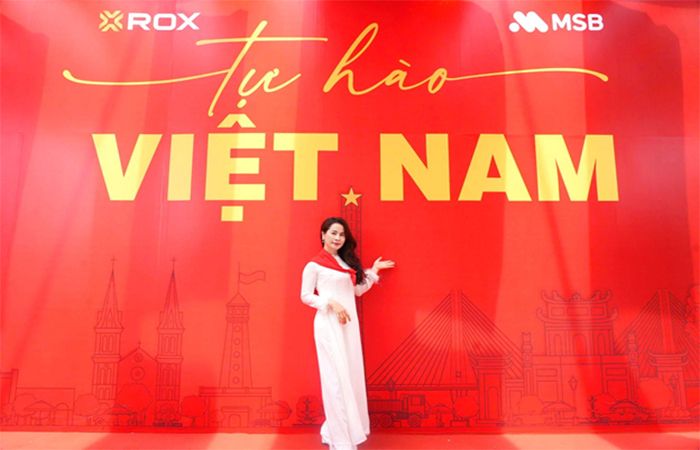 Check-in cùng bức tường Tự hào Việt Nam trên đường Nguyễn Chí Thanh -3