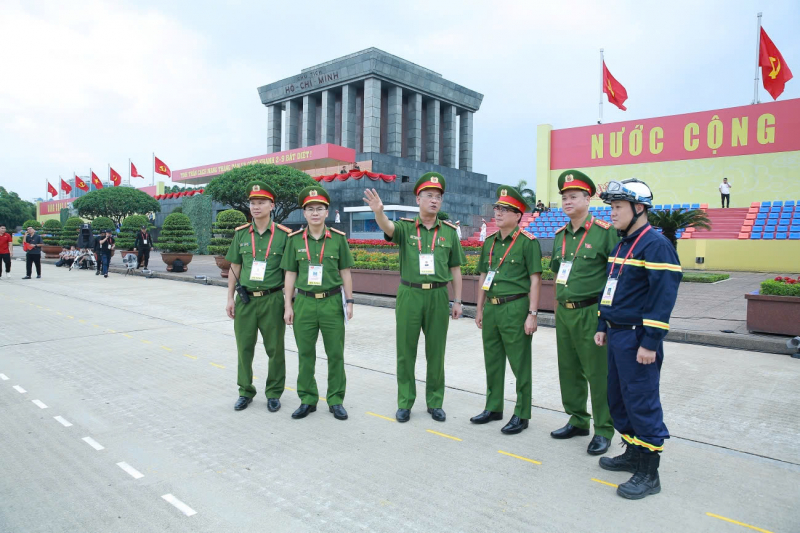 Lực lượng CAND bảo đảm ANTT Lễ sơ duyệt, tạo điều kiện cho nhân dân xem diễu binh, diễu hành -0