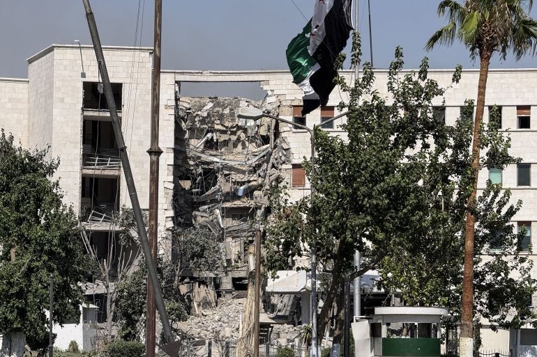 Israel không kích Damascus dữ dội, 6 binh sĩ Syria thiệt mạng -0