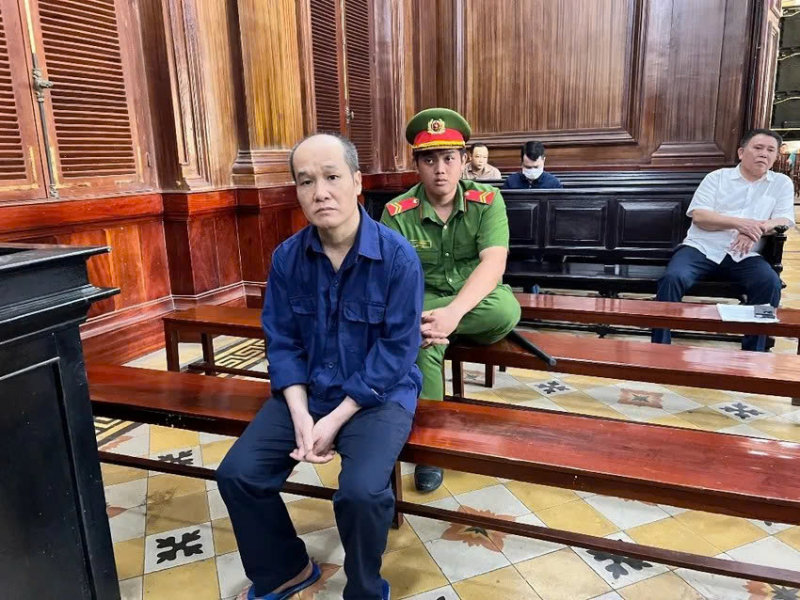 Lãnh án vì dùng tài sản của người dân thế chấp, chuyển nhượng để cấn trừ nợ -0