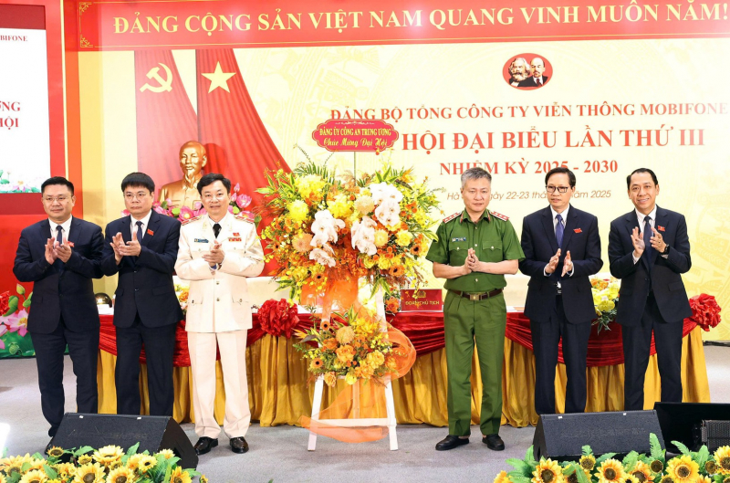 MobiFone Telecommunications Corporation Party Organization successfully hold 3rd Party Congress -0