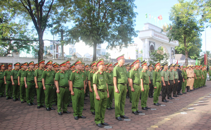 Công an TP Cần Thơ ra mắt Tố 198 xử lý tội phạm đường phố -0