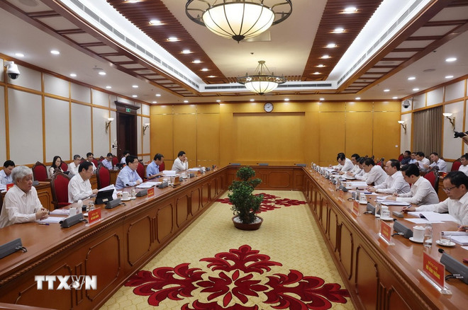 Bộ Chính trị cho ý kiến về việc chuẩn bị Đại hội Đảng bộ tỉnh Cao Bằng và TP Huế -0