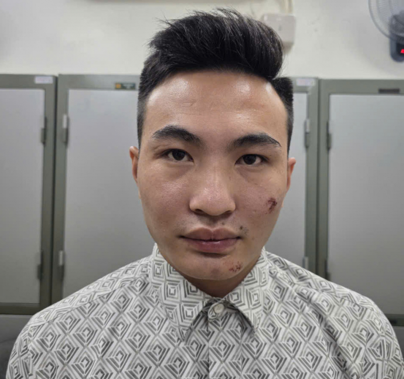 Tạm giữ hình sự đối tượng vi phạm giao thông, chống người thi hành công vụ tại chốt bảo vệ A80 -0