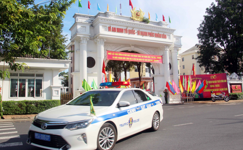 Công an TP Cần Thơ ra mắt Tố 198 xử lý tội phạm đường phố -0