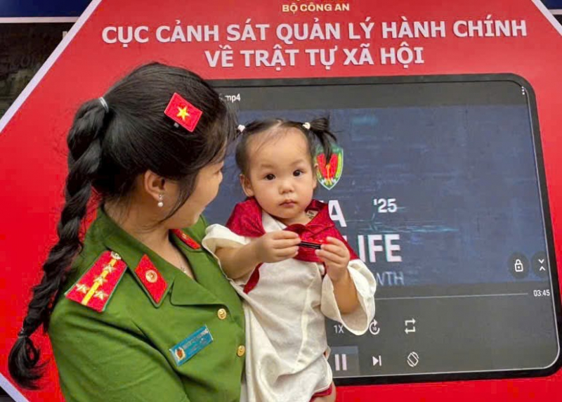 VNeID – Hành trình số hóa mang quà đến từng người dân -0