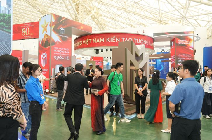 Masterise Group chào đón quý khách đến tham quan, trải nghiệm và cùng lan tỏa khát vọng cùng Việt Nam kiến tạo tương lai bền vững trong kỷ nguyên vươn tầm.