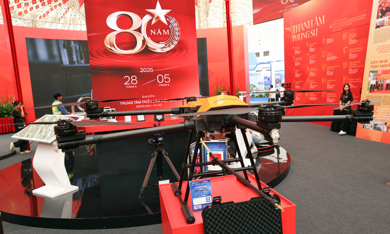 Khắc họa 80 năm CAND trong nhịp đập thời đại -0