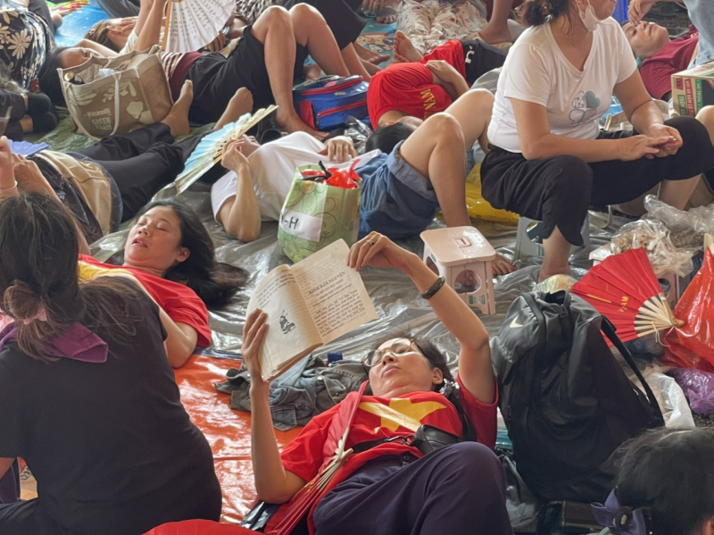 z6956445768585_5072c5a4a03ed21d9e80e0e7cf8c0a37.jpg -0