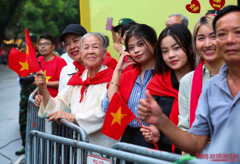 168cf34bee20657e3c31.jpg -0