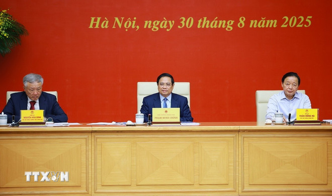 Thủ tướng: Việc xây dựng bộ tiêu chuẩn đường sắt tốc độ cao chậm so với yêu cầu -0