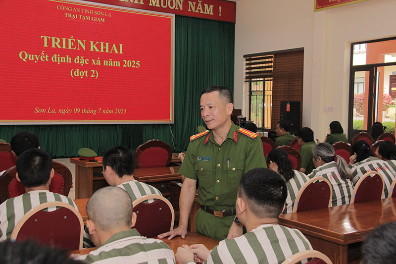 Ngóng chờ ngày về… viết tiếp những ước mơ -0