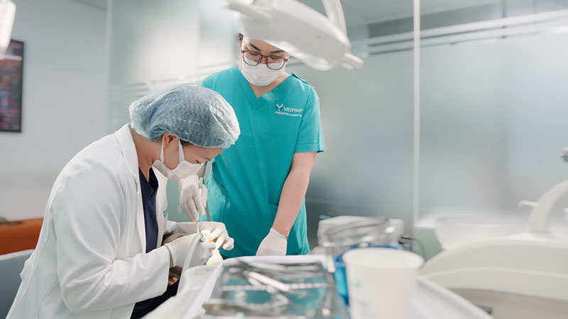 Niềng răng giá rẻ – Bẫy “đổi đời” khiến nhiều người tiền mất, răng lệch -0