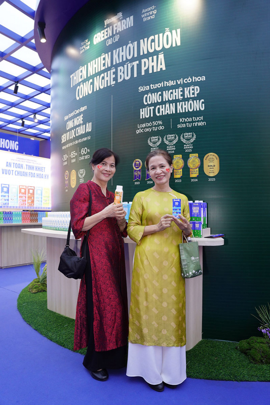 Không gian trưng bày và trải nghiệm của Vinamilk hút khách tại Triển lãm thành tựu đất nước 80 năm -0