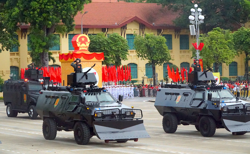 Cận cảnh các khối diễu binh hùng hậu của lực lượng CAND tại Lễ tổng duyệt A80 -3
