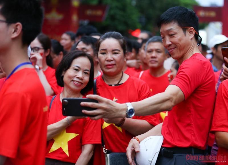 Công dân có thể nhận 100.000 tiền mặt theo hộ gia đình -0