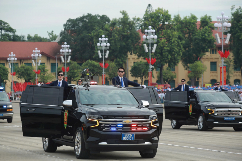 Cận cảnh các khối diễu binh hùng hậu của lực lượng CAND tại Lễ tổng duyệt A80 -1