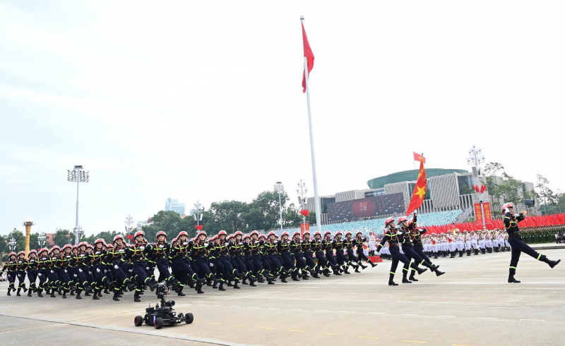 Cận cảnh các khối diễu binh hùng hậu của lực lượng CAND tại Lễ tổng duyệt A80 -3