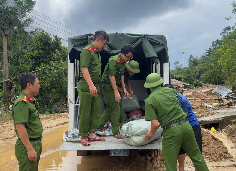 Yên Nhân ngổn ngang sau mưa bão: Hơn 120 nhân khẩu vẫn chưa thể trở về nhà -0