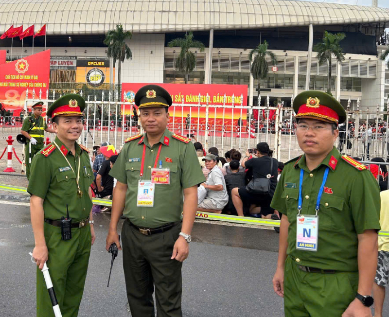 Ghi nhận ở Công an phường Từ Liêm - nơi tập trung các sự kiện của Đại lễ A80 -0