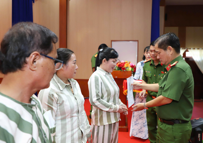 Công bố Quyết định đặc xá của Chủ tịch nước nhân dịp Quốc khánh 2/9 -0