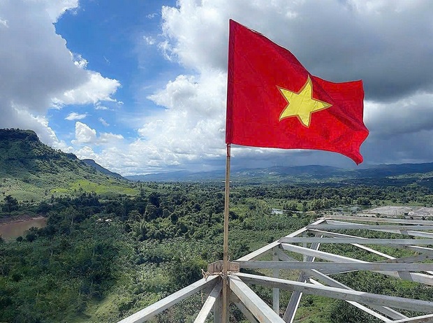 T&T Group hoàn thành đường dây truyền tải điện gió Savan 1 về Việt Nam trước thềm Đại lễ A80 -0
